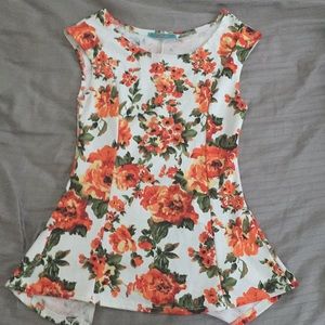 no sleeves, dressing top.